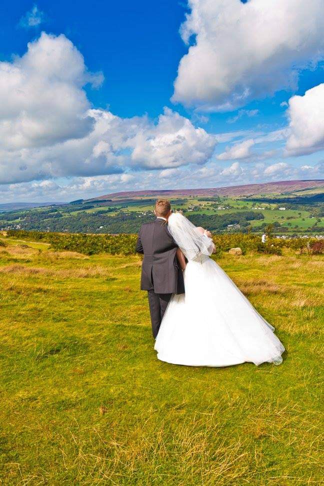 ilkley moorside wedding photo