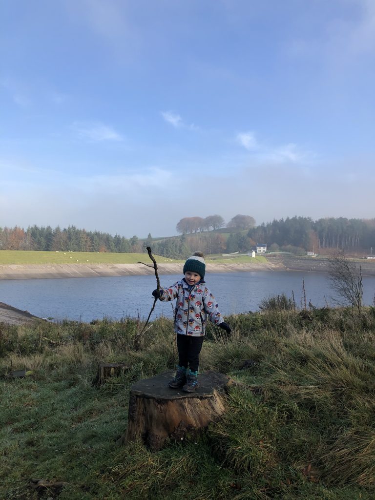 Little man with big stick / reservoir views