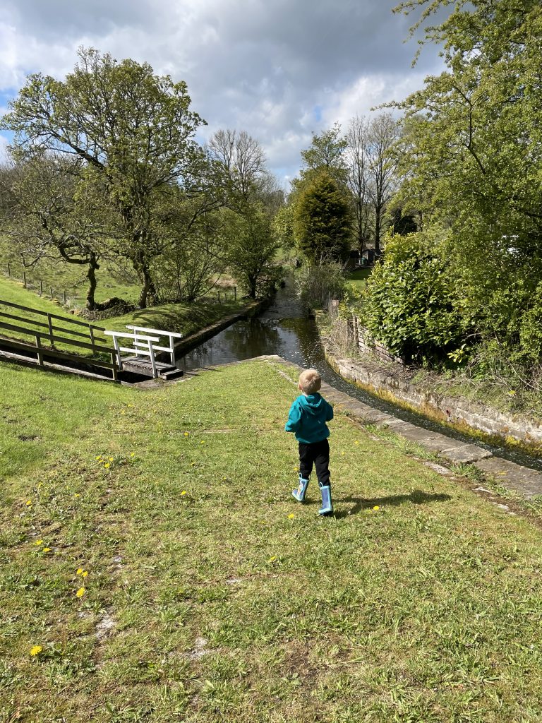 exploring lake burwain